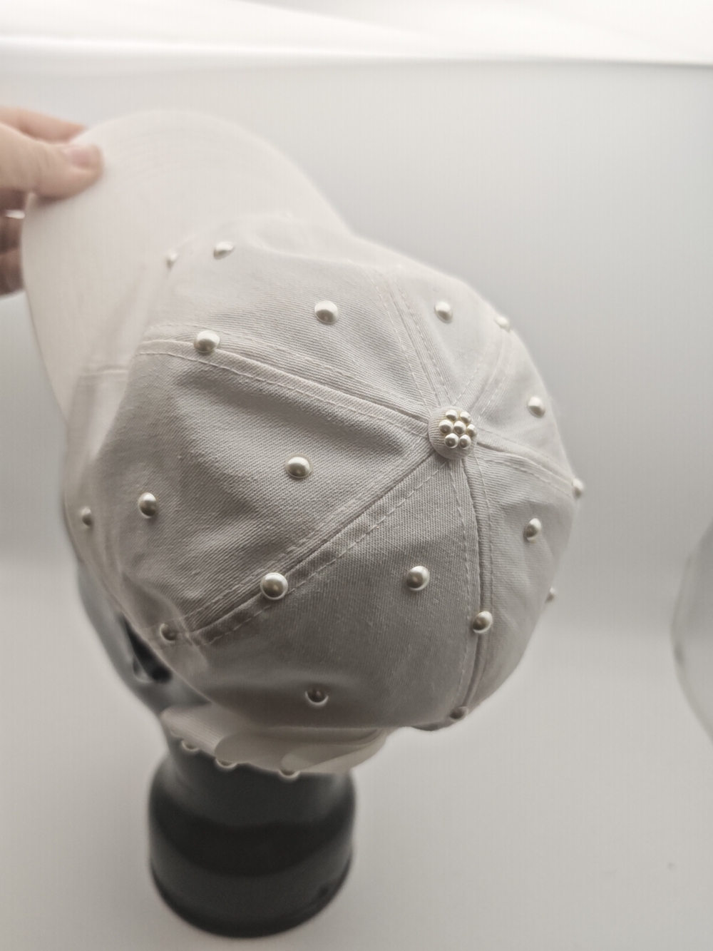 White Pearl-Embellished Bow Baseball Cap - Women - Picture 7 of 9